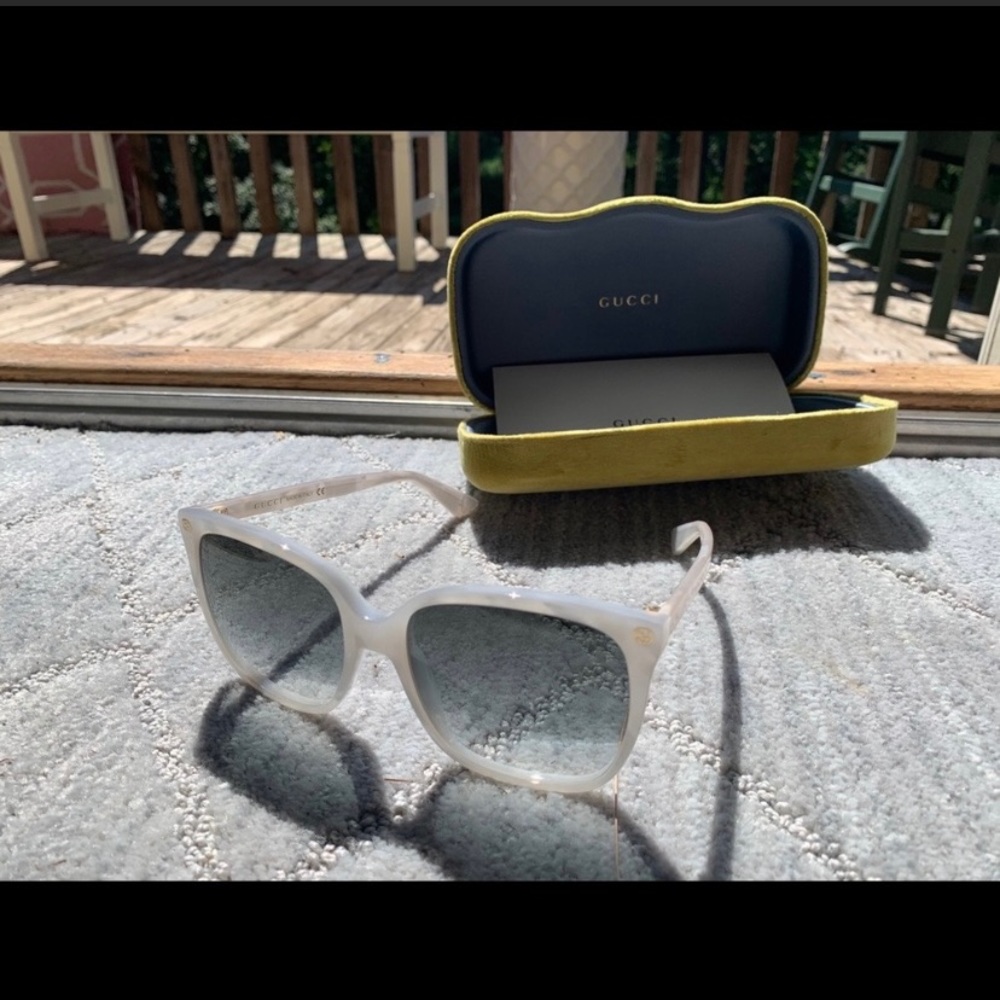 GUCCI White Mother of Pearl Cat-Eye Sunglasses - Picture 7 of 9